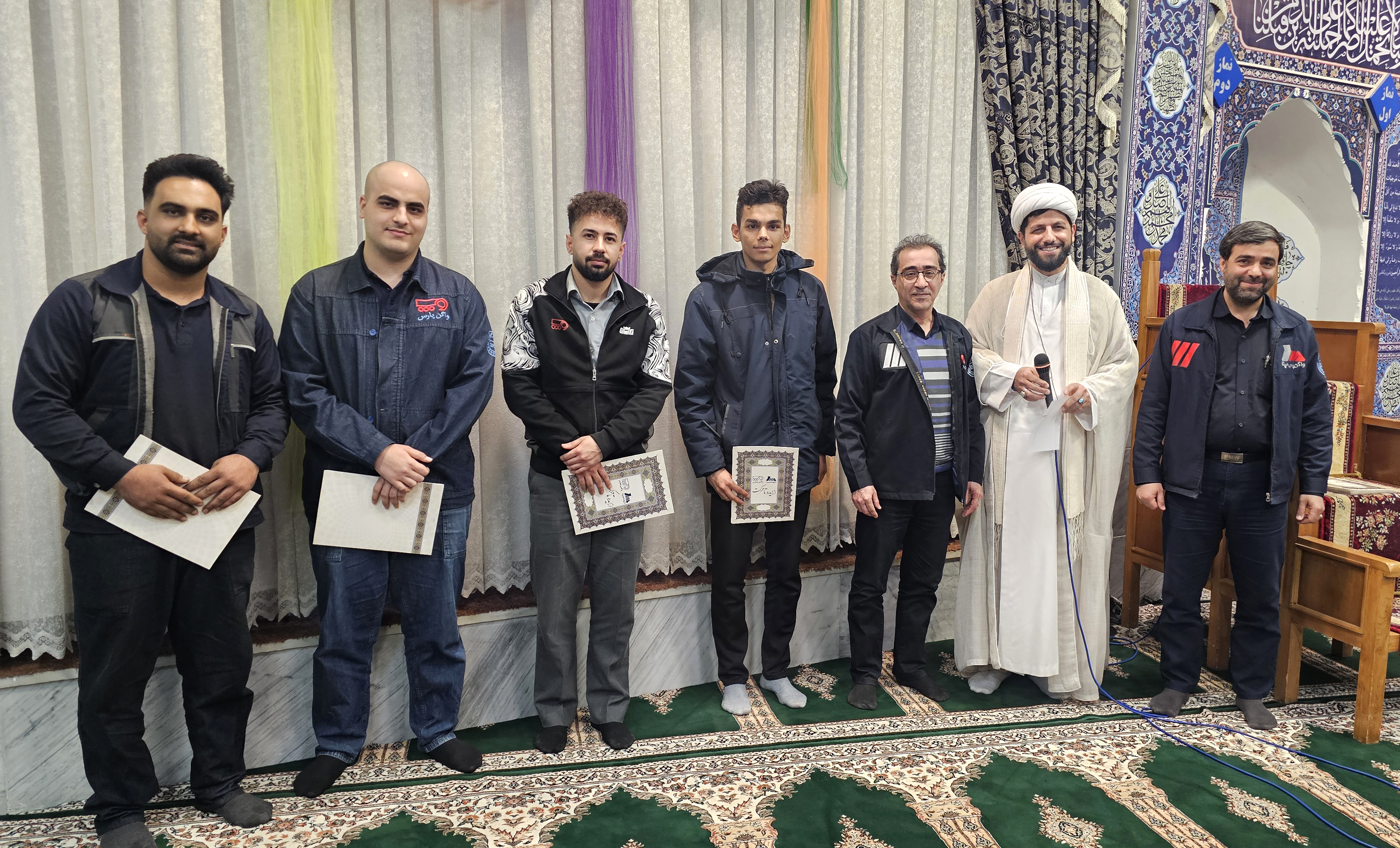 مراسم تجلیل از جوان ترین کارکنان شرکت واگن پارس 